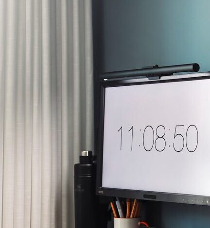 Tips for Organizing Your Home Office to Boost Productivity and Creativity